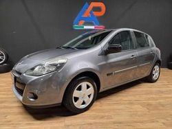 Argento Usata 2010 Renault Clio II Dynamique Tre volumi | 1900 € (Super prezzo)