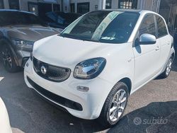 Bianco Usata 2017 Smart ForFour Passion Due volumi | 12.890 € (Buon prezzo)
