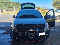 Nero Usata 2013 Alfa Romeo Giulietta Veloce Due volumi | 7000 € (Cara)