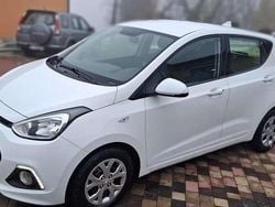 Bianco Usata 2014 Hyundai i10 Style Due volumi | 7000 € (Buon prezzo)