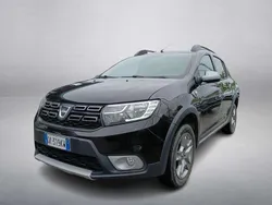 Nero(met.) Usata 2017 Dacia Sandero Stepway Due volumi | 8950 € (Buon prezzo)