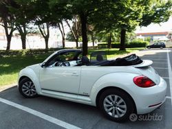 Bianco Usata 2015 VW Beetle Cabrio | 17.500 € (Molto cara)