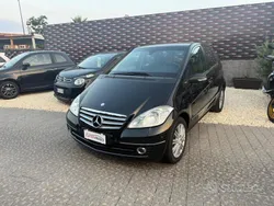 Nero Usata 2008 Mercedes A150 Elegance Tre volumi | 3490 € (Buon prezzo)