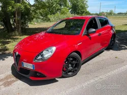 Usata 2019 Alfa Romeo Giulietta Veloce Due volumi | 16.200 € (Buon prezzo)