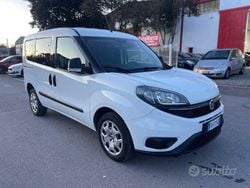 Bianco Usata 2018 Fiat Doblò Lounge Monovolume | 11.500 € (Molto cara)