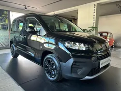 Nero Nuova 2025 Fiat Doblò Monovolume | 25.900 €