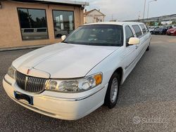 Usata 1998 Lincoln Town Car Tre volumi | 9900 €
