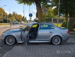 Grigio Usata 2004 BMW 525 Tre volumi | 6000 € (Cara)