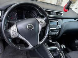 Nero Usata 2015 Nissan Qashqai SUV | 13.000 € (Buon prezzo)