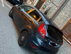 Usata 2008 Ford Fiesta Titanium Due volumi | 4500 € (Cara)