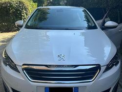 Bianco Usata 2017 Peugeot 308 Allure Tre volumi | 10.500 € (Buon prezzo)