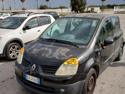 Usata 2005 Renault Modus Monovolume | 1100 €