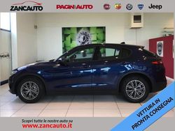 Blu Usata 2017 Alfa Romeo Stelvio Business SUV | 18.400 € (Buon prezzo)