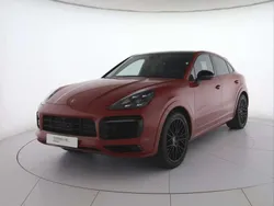 0l rosso carminio Usata 2021 Porsche Cayenne SUV | 88.500 € (Super prezzo)