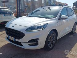 Bianco Usata 2022 Ford Kuga ST-Line SUV | 18.400 € (Buon prezzo)