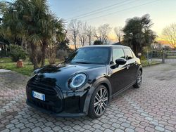 Nero Usata 2023 Mini Cooper Due volumi | 27.000 € (Molto cara)