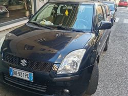 Nero Usata 2007 Suzuki Swift Due volumi | 2700 € (Buon prezzo)