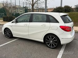 Bianco Usata 2012 Mercedes B180 Executive Monovolume | 9500 €