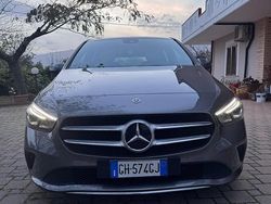 Usata 2022 Mercedes B180 Monovolume | 25.000 €