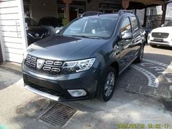 Grigio Usata 2020 Dacia Sandero Stepway Tre volumi | 9999 € (Ottimo prezzo)