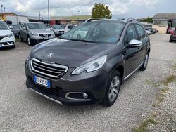 Grigio Usata 2015 Peugeot 2008 Allure SUV | 8500 € (Buon prezzo)