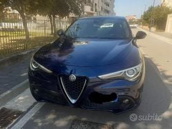 Usata 2017 Alfa Romeo Stelvio SUV | 16.000 €