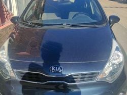Usata 2014 Kia Rio Tre volumi | 7000 € (Buon prezzo)