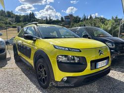 Giallo Usata 2016 Citroën C4 PureTech SUV | 8990 € (Buon prezzo)