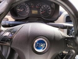 Grigio Usata 2007 Fiat Grande Punto Due volumi | 1000 € (Ottimo prezzo)