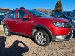 Rosso Usata 2013 Dacia Sandero Stepway Tre volumi | 4300 € (Ottimo prezzo)