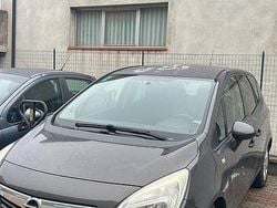 Grigio Usata 2013 Opel Meriva Monovolume | 2990 € (Super prezzo)