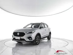 Argento Usata 2023 MG ZS Luxury Tre volumi | 14.900 € (Buon prezzo)
