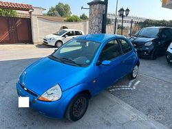 Blu Usata 2004 Ford Ka Collection Due volumi | 1500 € (Cara)