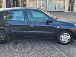 Usata 2005 Renault Clio II Due volumi | 1000 € (Super prezzo)