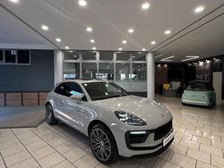 Grigio Usata 2023 Porsche Macan SUV | 73.500 € (Molto cara)