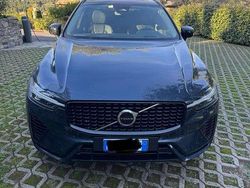 Blu/azzurro Usata 2023 Volvo XC60 R-Design SUV | 45.000 € (Cara)