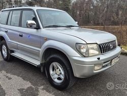 Grigio Usata 2000 Toyota Land Cruiser SUV | 10.900 € (Ottimo prezzo)