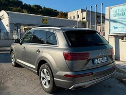 Usata 2016 Audi Q7 SUV | 17.900 € (Molto cara)