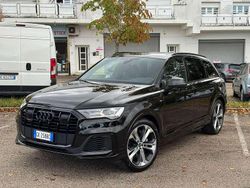 Nero Usata 2022 Audi Q7 S-Line SUV | 68.900 € (Molto cara)