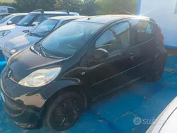 Nero Usata 2008 Peugeot 107 Due volumi | 2300 € (Super prezzo)