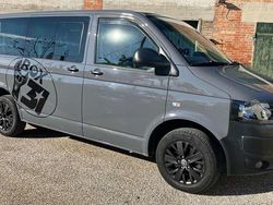 Grigio Usata 2015 VW T6 Furgone | 25.400 € (Buon prezzo)