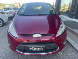 Rosso Usata 2009 Ford Fiesta Due volumi | 3500 € (Buon prezzo)