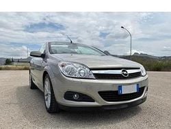 Usata 2008 Opel Astra Cabriolet Cabrio | 5300 €