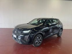 Nero Nuova 2025 Peugeot 2008 Style SUV | 22.890 € (Cara)