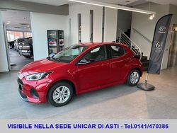 Rosso Nuova 2025 Mazda 2 Center-Line Tre volumi | 22.900 €