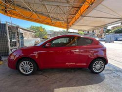 Rosso Usata 2016 Alfa Romeo MiTo Due volumi | 9500 € (Molto cara)
