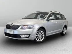 Grigio Usata 2015 Skoda Octavia Ambition Station wagon | 7300 € (Ottimo prezzo)