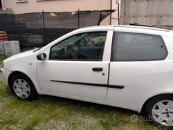 Bianco Usata 2003 Fiat Punto Due volumi | 1500 € (Buon prezzo)