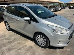 Grigio Usata 2013 Ford B-MAX Individual Monovolume | 6500 € (Molto cara)