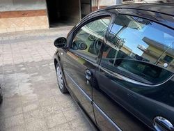 Nero Usata 2007 Peugeot 107 Due volumi | 2700 € (Buon prezzo)